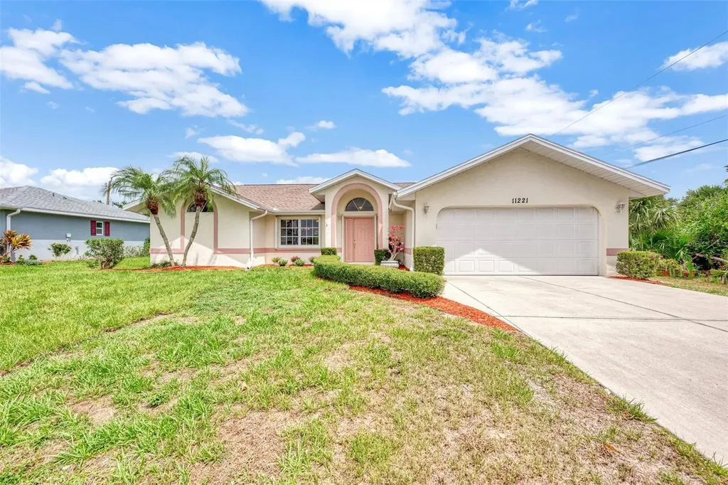 11221 Oceanspray Boulevard Englewood FL 34224