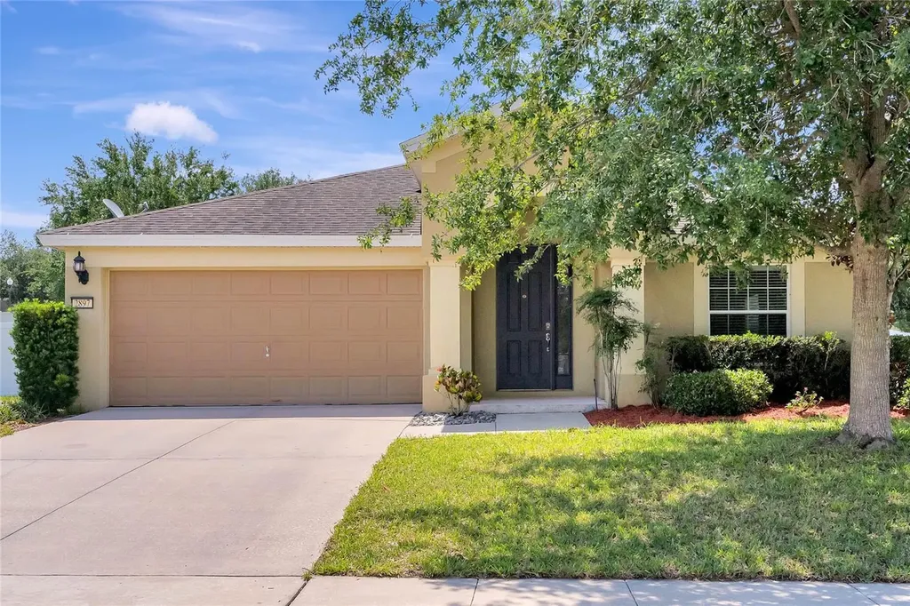 2897 Columbus Avenue Clermont FL 34715