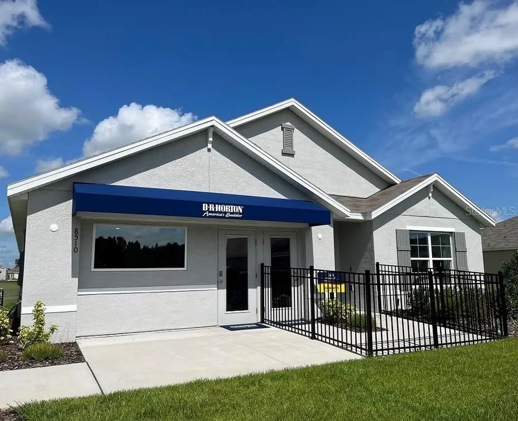 8510 Triumph Circle Wildwood FL 34785