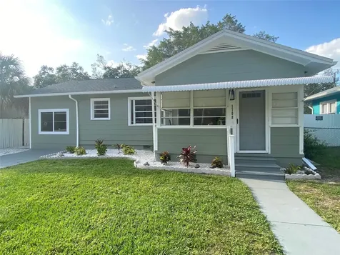 1708 18th Avenue W Bradenton FL 34205