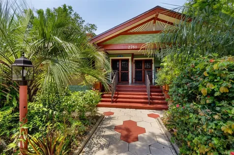 2761 Burlington Avenue N St Petersburg FL 33713