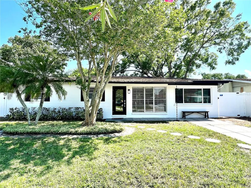 4708 W Wyoming Avenue Tampa FL 33616