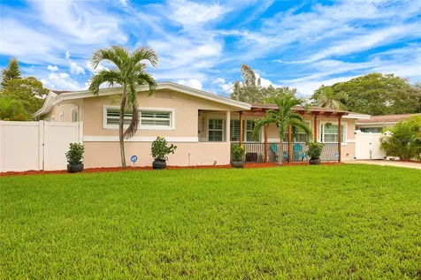 6655 Bougainvilla Avenue S St Petersburg FL 33707