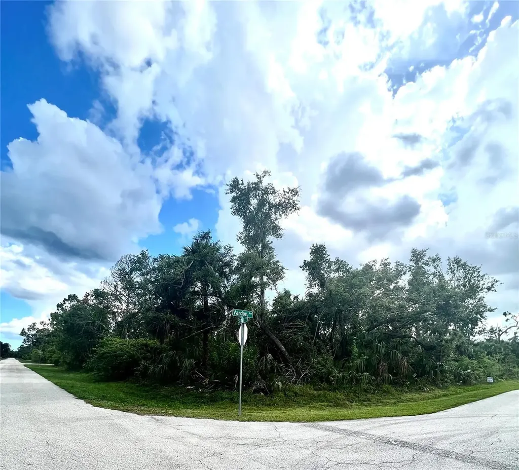 18235 Vardon Avenue Port Charlotte FL 33948