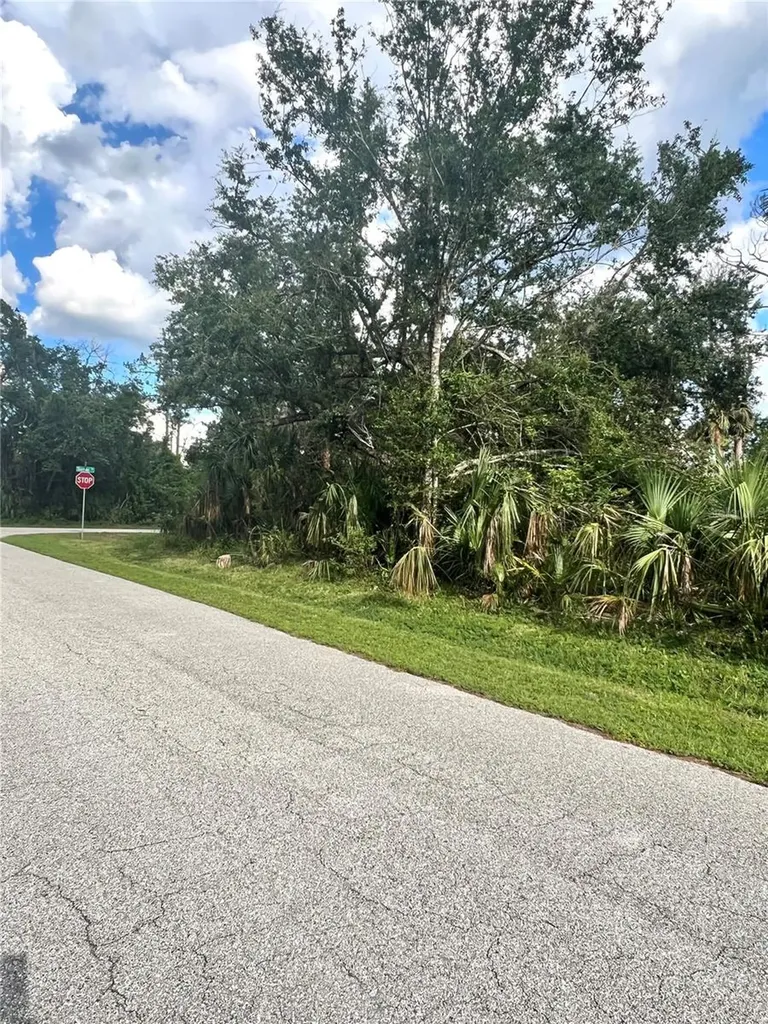 18235 Vardon Avenue Port Charlotte FL 33948
