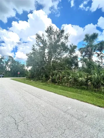 18235 Vardon Avenue Port Charlotte FL 33948
