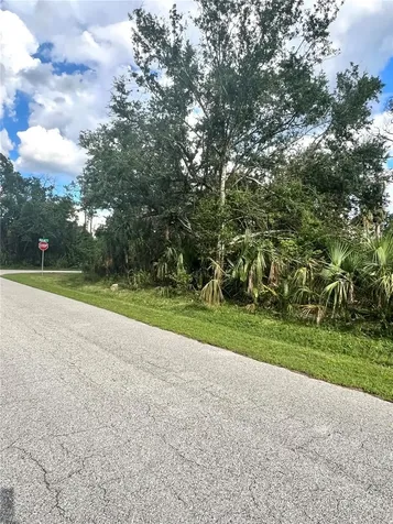 18235 Vardon Avenue Port Charlotte FL 33948