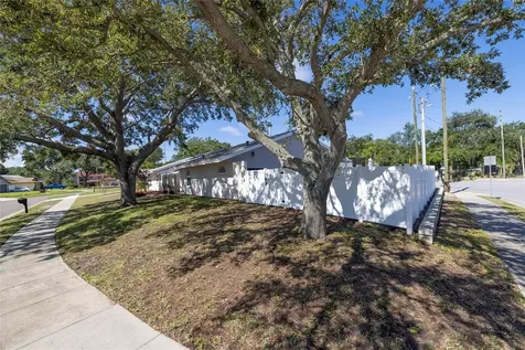 1922 Marla Court Dunedin FL 34698