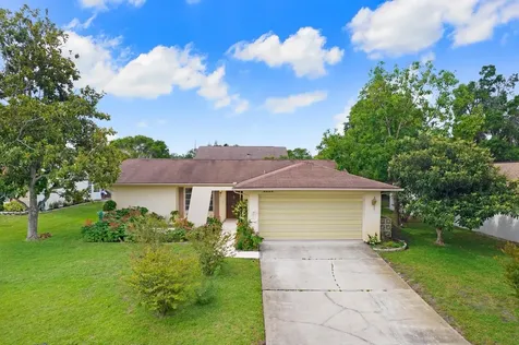 8220 Palma Del Rio Drive Port Richey FL 34668