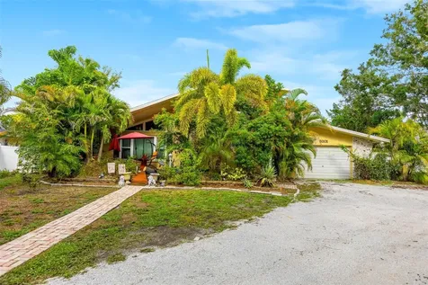 5201 55th Street N St Petersburg FL 33709