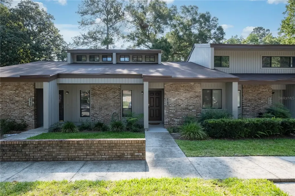 2745 NW 39th Drive Gainesville FL 32606