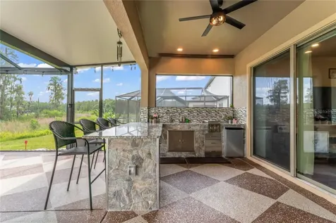 19224 Briarbrook Drive Tampa FL 33647