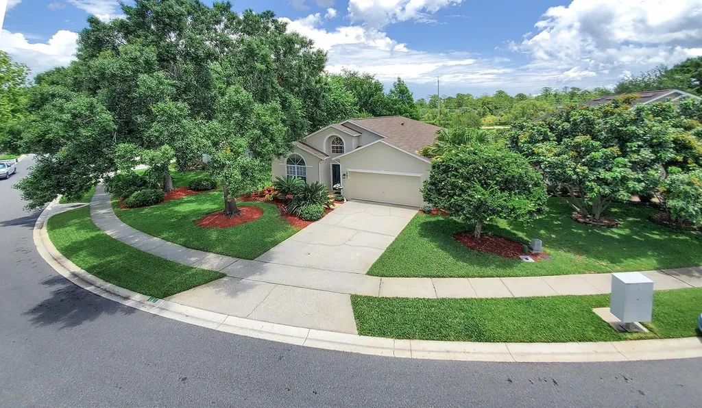 561 Farmingham Court Oviedo FL 32765