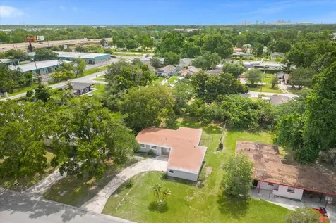 319 Wilmer Avenue Orlando FL 32811