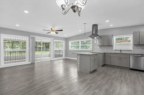 319 Wilmer Avenue Orlando FL 32811
