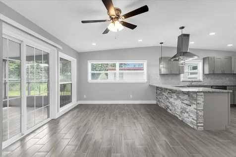 319 Wilmer Avenue Orlando FL 32811