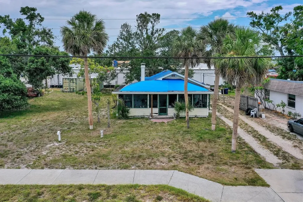 170 W Green Street Englewood FL 34223