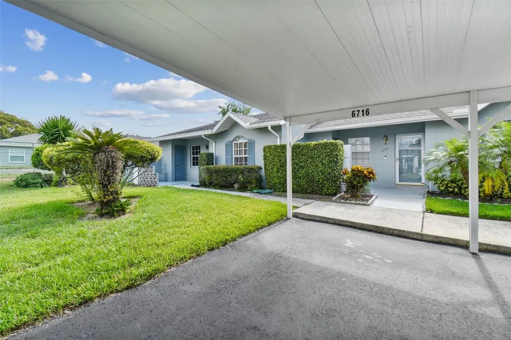6716 Holly Court Zephyrhills FL 33542