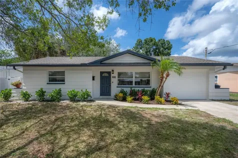 681 72nd Avenue N St Petersburg FL 33702