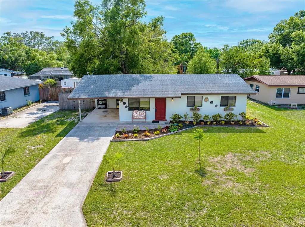 3962 Chaucer Lane Sarasota FL 34241