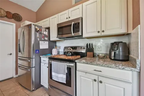 1058 Mckinnon Avenue Oviedo FL 32765