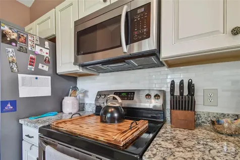 1058 Mckinnon Avenue Oviedo FL 32765