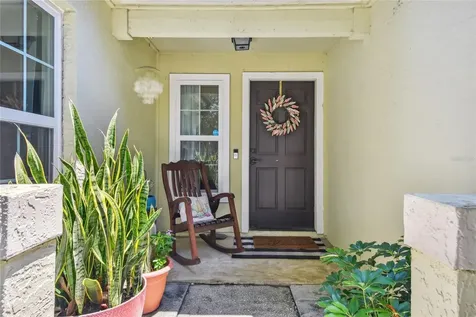 1058 Mckinnon Avenue Oviedo FL 32765
