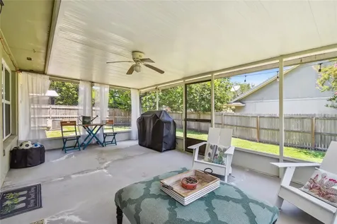 1058 Mckinnon Avenue Oviedo FL 32765