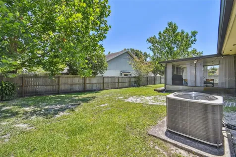 1058 Mckinnon Avenue Oviedo FL 32765
