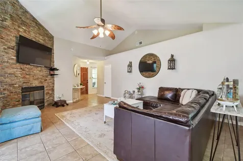 1058 Mckinnon Avenue Oviedo FL 32765