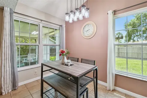 1058 Mckinnon Avenue Oviedo FL 32765
