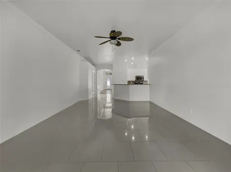 1142 Barclay Wood Drive Ruskin FL 33570