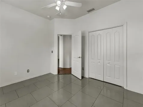 1142 Barclay Wood Drive Ruskin FL 33570