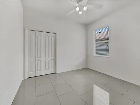 1142 Barclay Wood Drive Ruskin FL 33570