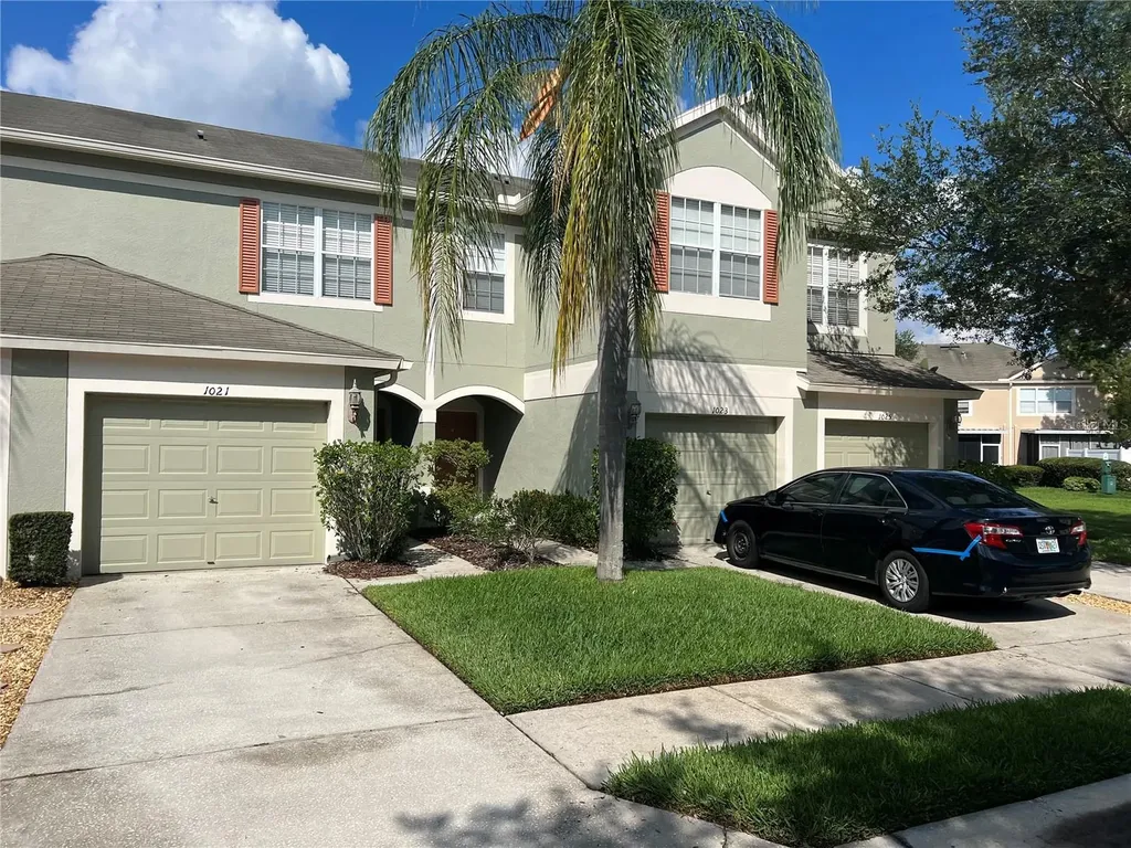 1023 Vista Cay Court Brandon FL 33511