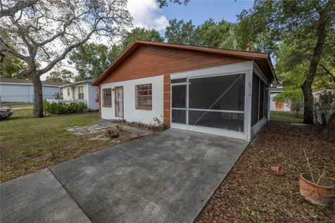 8514 N Dixon Avenue Tampa FL 33604