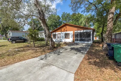 8514 N Dixon Avenue Tampa FL 33604