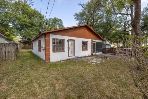 8514 N Dixon Avenue Tampa FL 33604