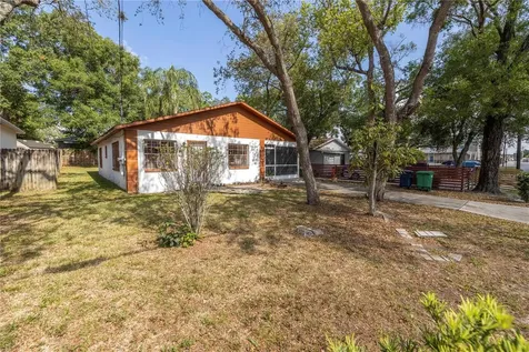 8514 N Dixon Avenue Tampa FL 33604