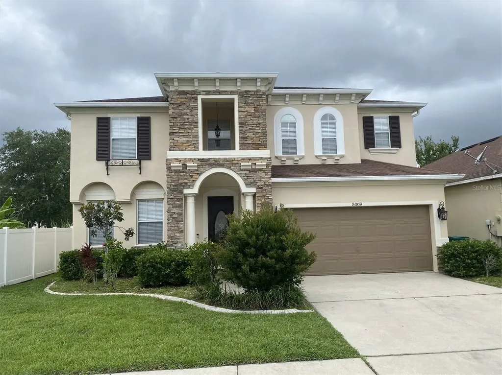 5009 Ballark Street Mount Dora FL 32757