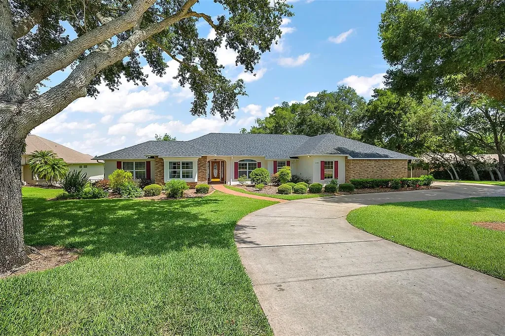 1450 Country Club Road Eustis FL 32726