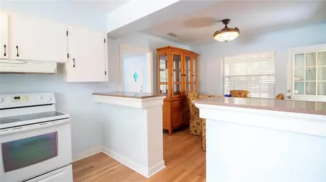 5001 5th Avenue N St Petersburg FL 33710