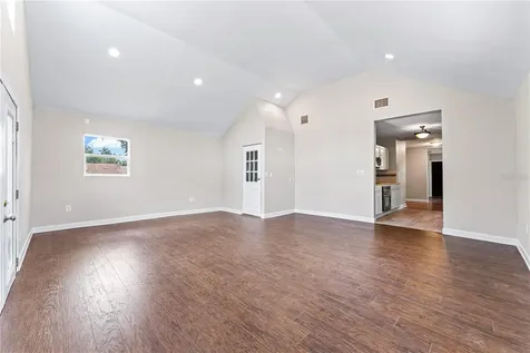 918 17th Street W Bradenton FL 34205