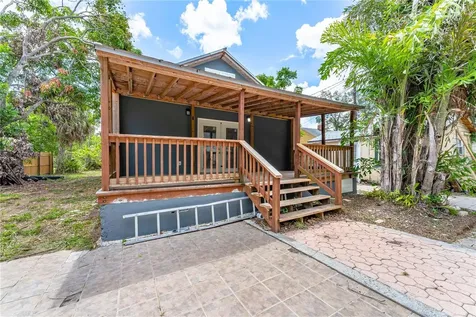 918 17th Street W Bradenton FL 34205