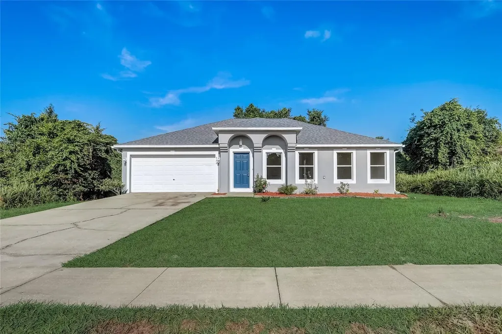 556 Battersea Avenue Deltona FL 32738