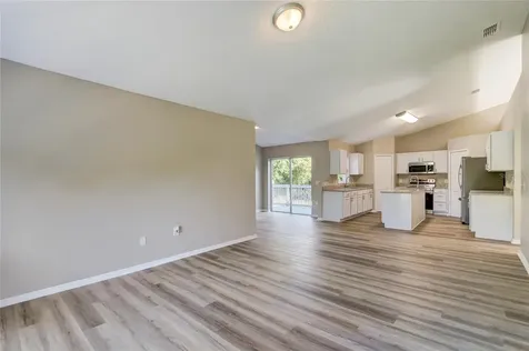 556 Battersea Avenue Deltona FL 32738