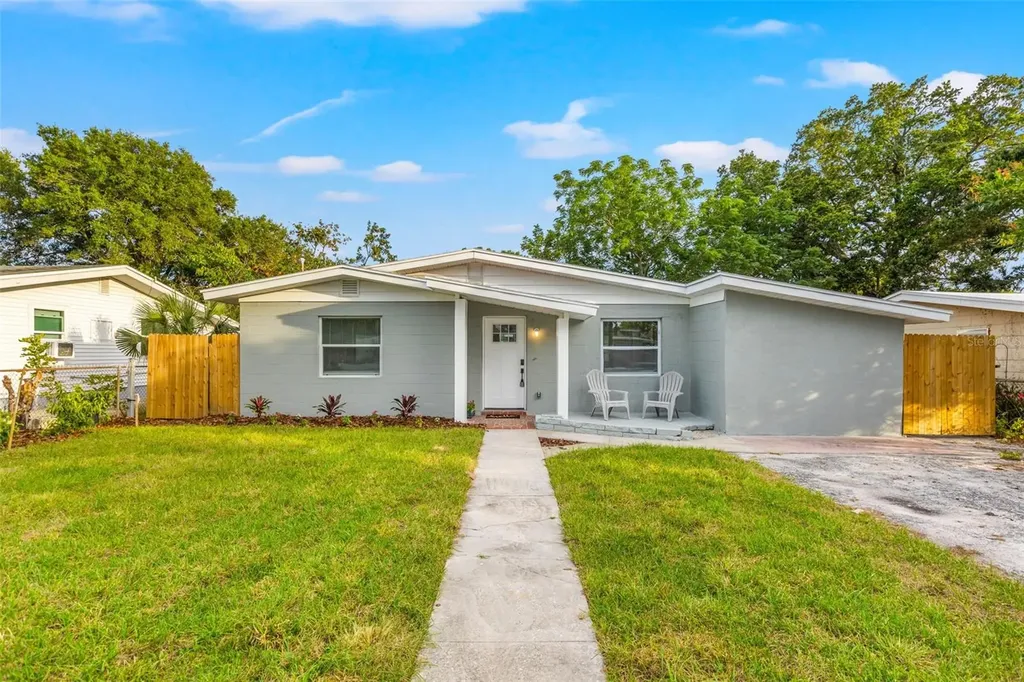 5008 11th Avenue S Gulfport FL 33707