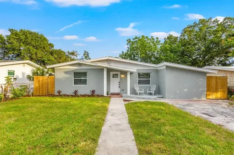 5008 11th Avenue S Gulfport FL 33707