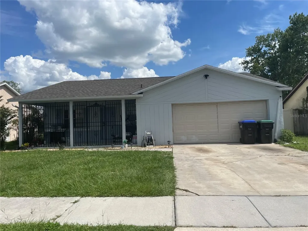 2402 Myrna Street Orlando FL 32839