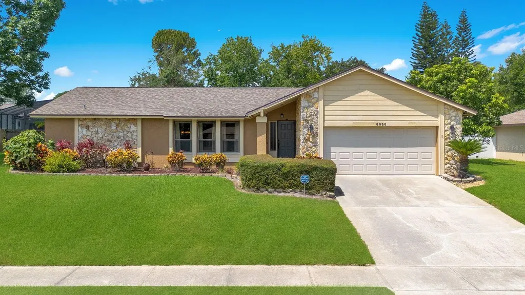 8956 Angelica Drive Orlando FL 32836